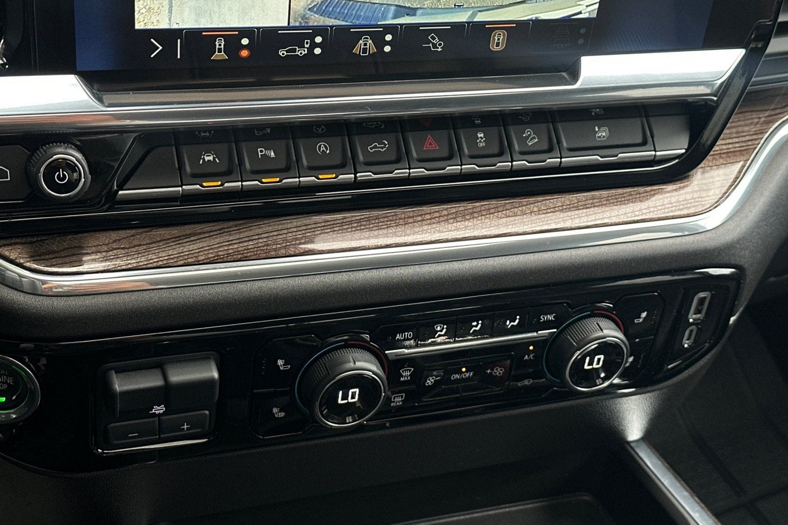 2025 Chevrolet Silverado 1500 LT Trail Boss - Photo 23