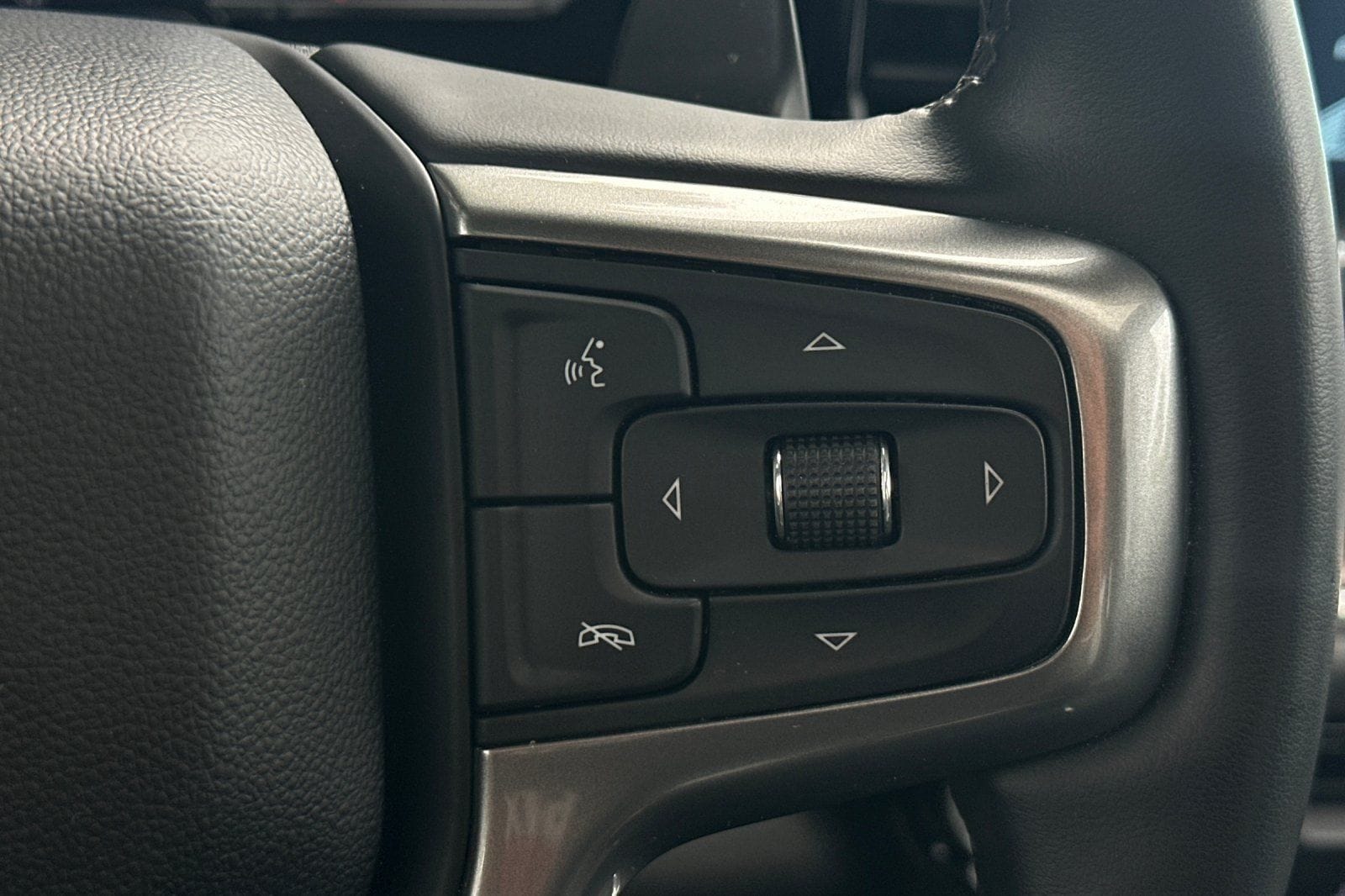2025 Chevrolet Silverado 1500 LT Trail Boss - Photo 28