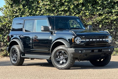 1 image of 2025 Ford Bronco Outer Banks