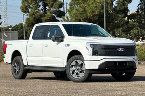 1 image of 2025 Ford F-150 Lightning Flash