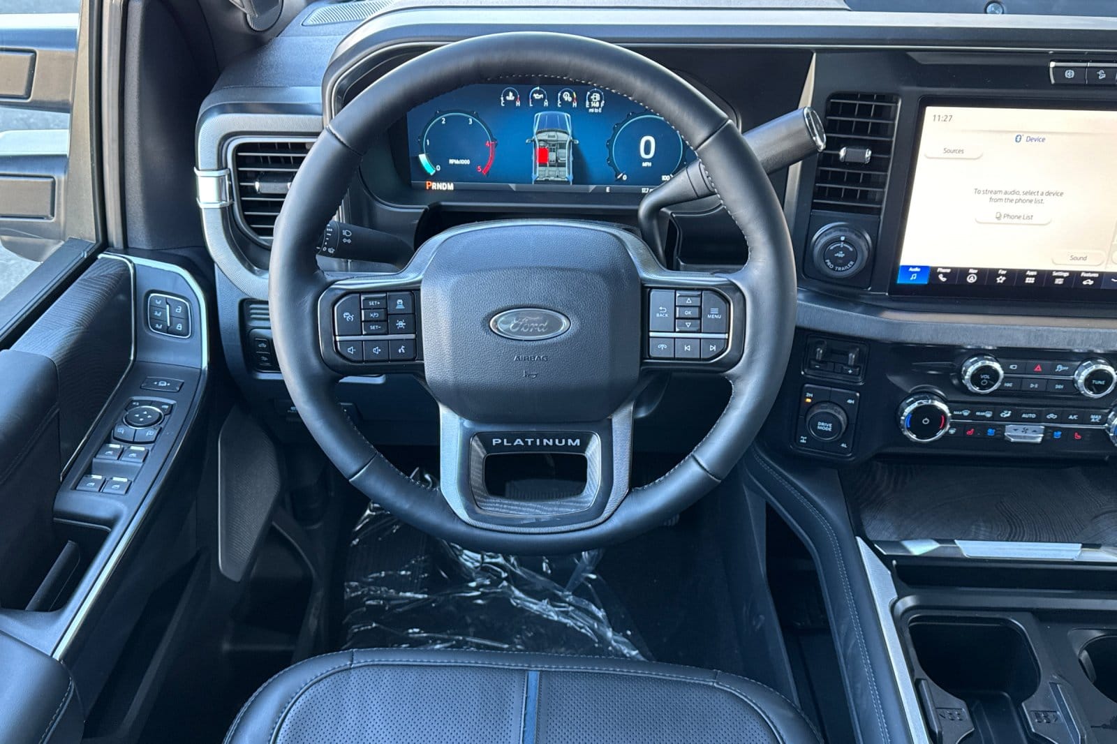 2025 Ford F-250 Super Duty Platinum - Photo 10