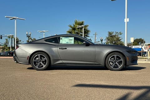 2025 Ford Mustang EcoBoost