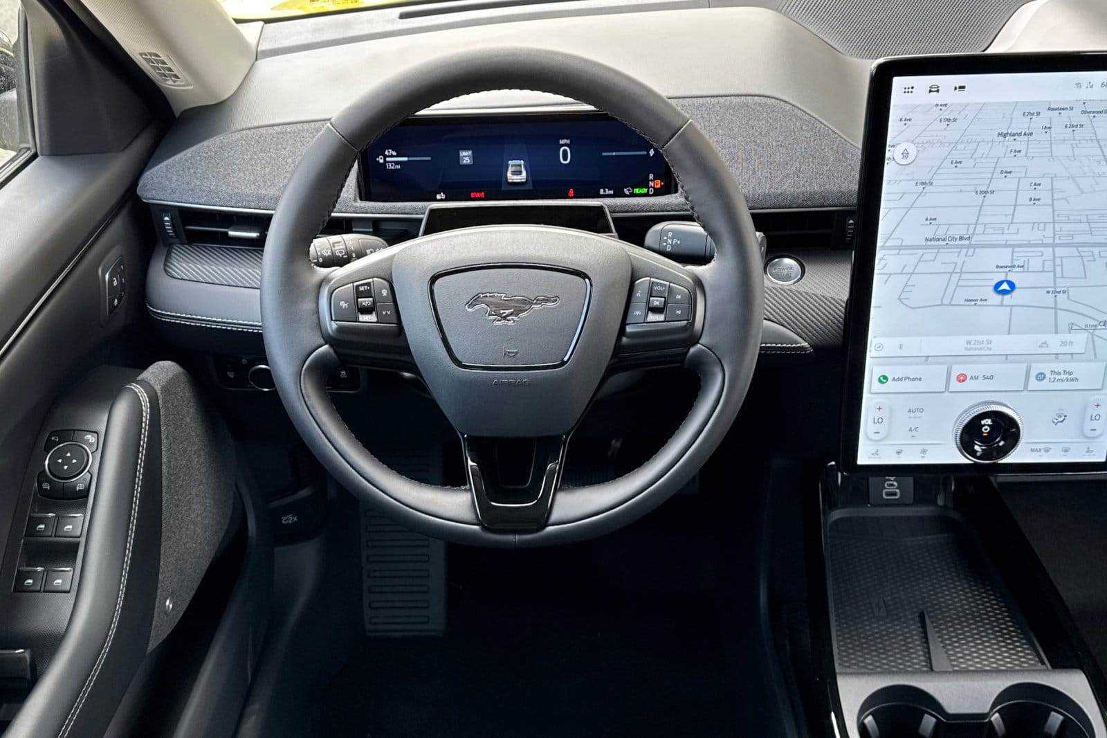 2025 Ford Mustang Mach-E Premium - Photo 11
