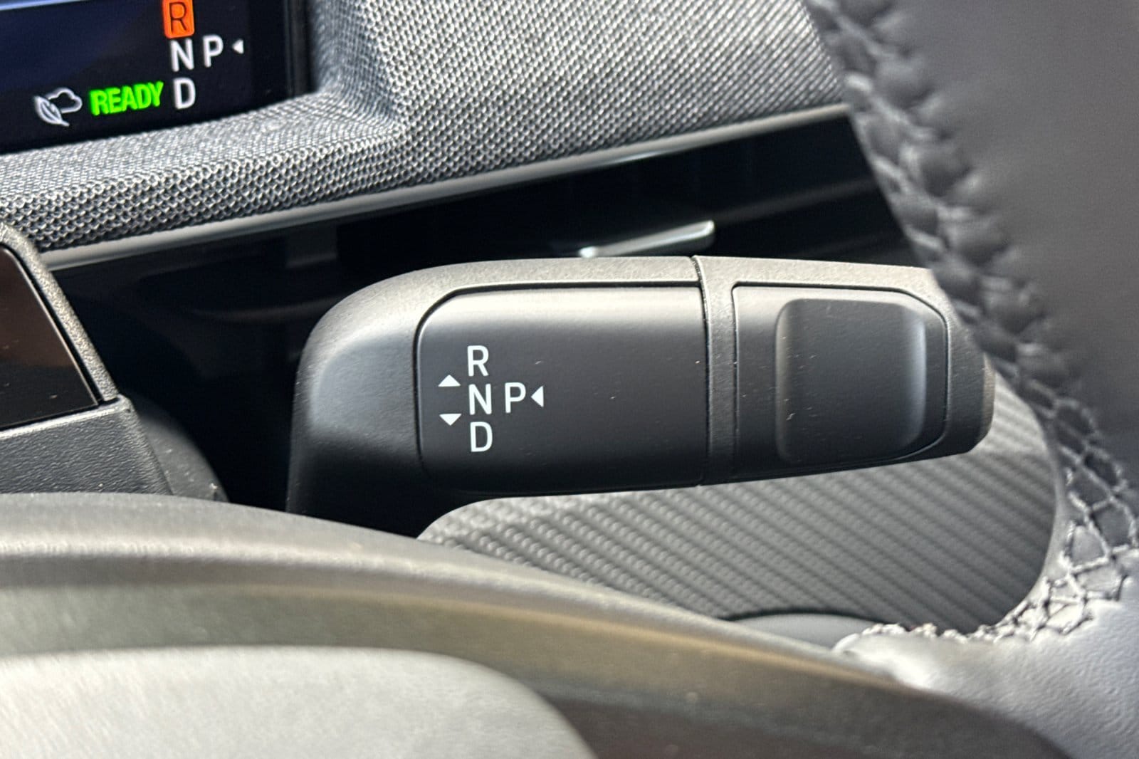 2025 Ford Mustang Mach-E Premium - Photo 19