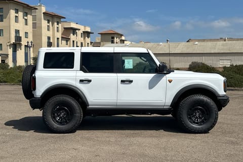 2026 Ford Bronco Badlands