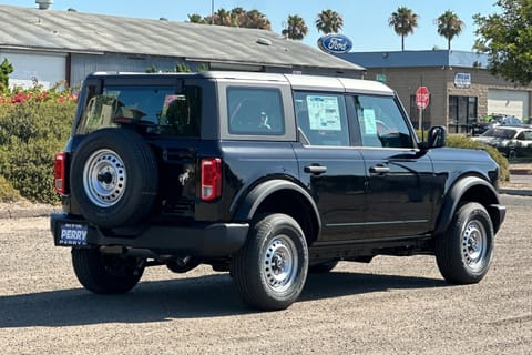 2026 Ford Bronco Base