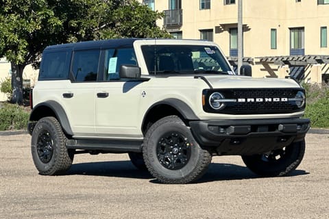 1 image of 2026 Ford Bronco Outer Banks