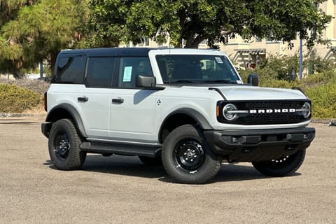 1 image of 2026 Ford Bronco Outer Banks