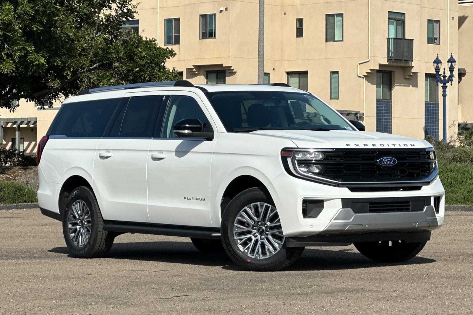 2026 Ford Expedition Platinum MAX 4x4's photo