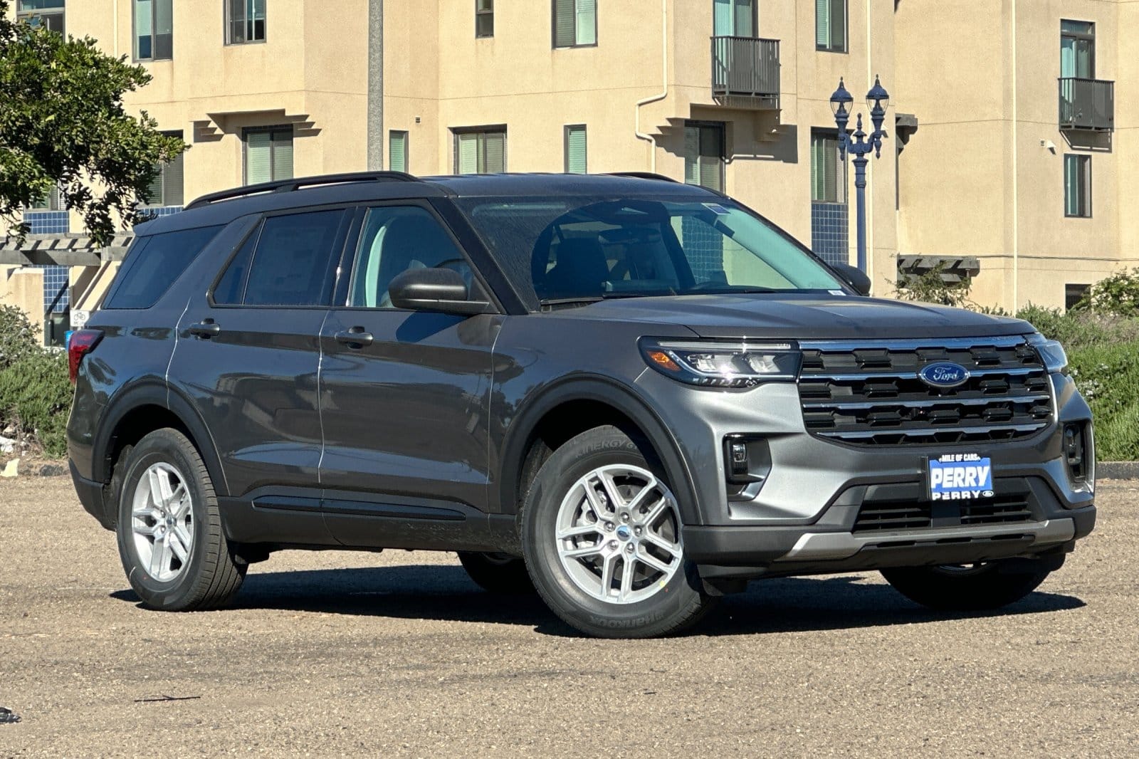 2026 Ford Explorer's photo