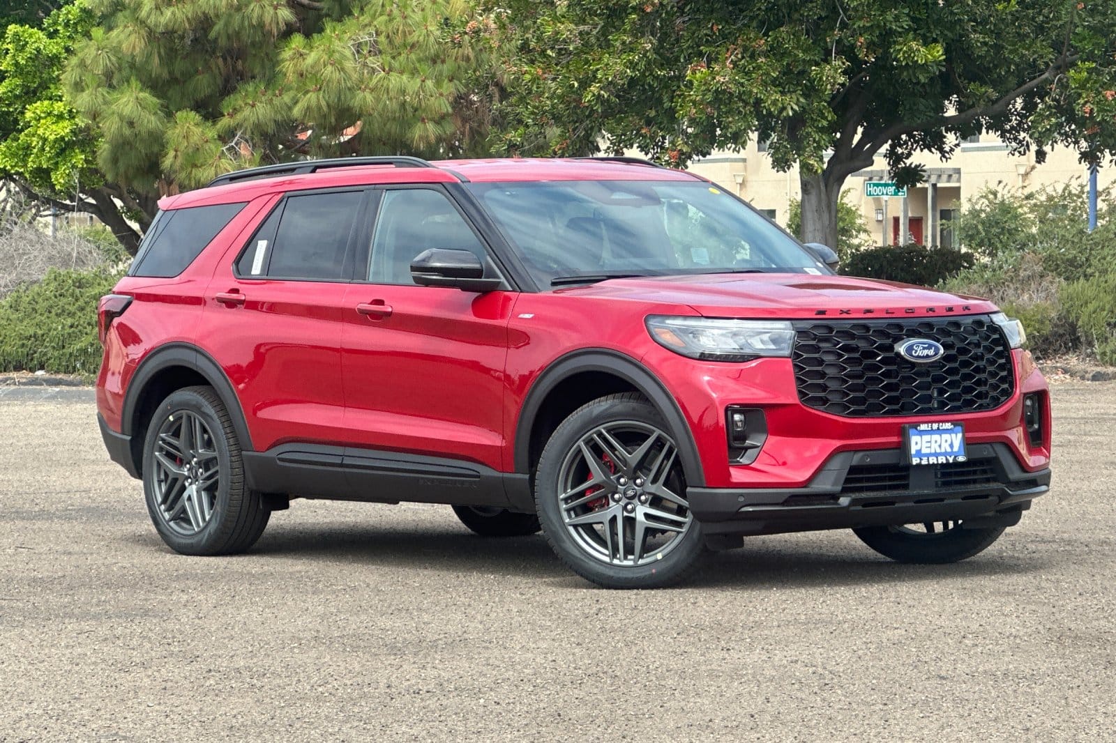 2026 Ford Explorer ST-LINE RWD's photo