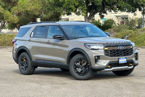 1 imagen de 2026 Ford Explorer Tremor
