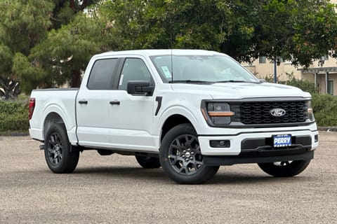 1 imagen de 2026 Ford F-150 STX