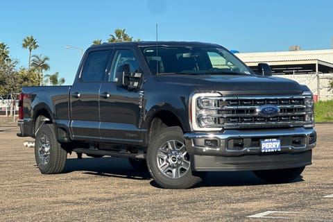 1 imagen de 2026 Ford F-250SD Lariat