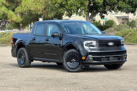 1 image of 2026 Ford Maverick Lobo High