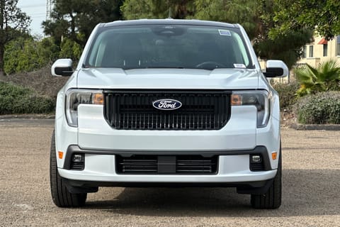2026 Ford Maverick Lobo Standard
