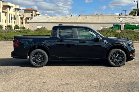 2026 Ford Maverick Lobo Standard