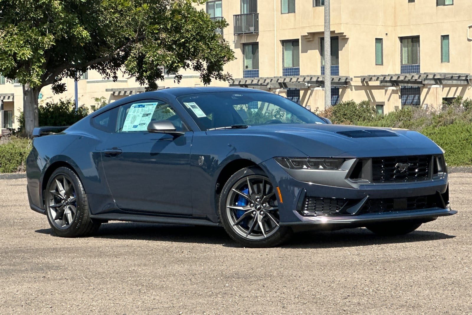 2026 Ford Mustang Dark Horse's photo