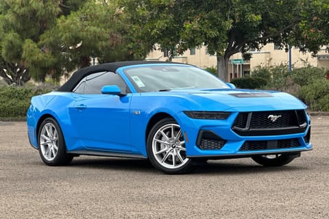 1 imagen de 2026 Ford Mustang GT Premium
