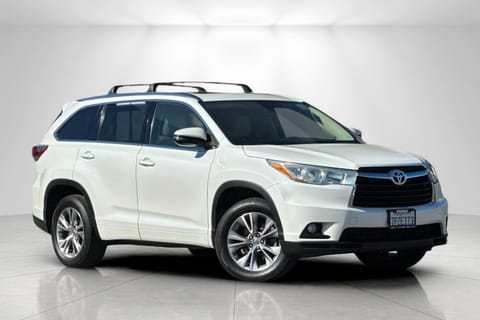 1 imagen de 2015 Toyota Highlander XLE