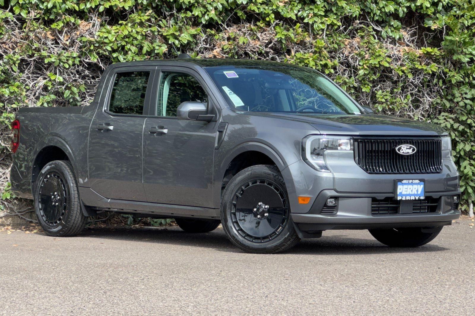 2025 Ford Maverick Lobo Standard's photo