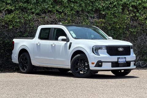 1 image of 2025 Ford Maverick Lobo