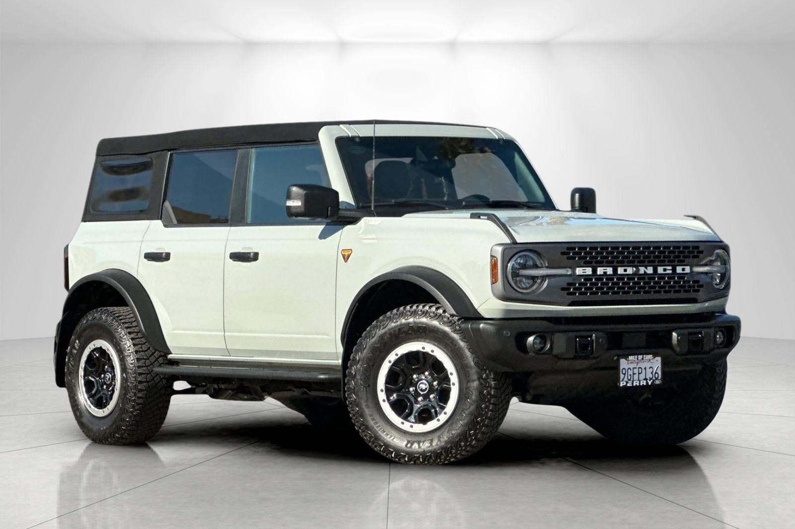 2023 Ford Bronco 4-Door Badlands's photo