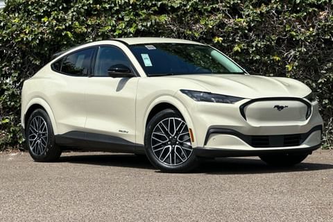 1 imagen de 2025 Ford Mustang Mach-E Premium
