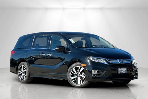 1 image of 2018 Honda Odyssey Elite