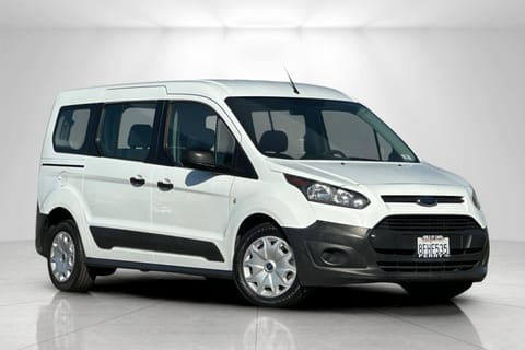 1 image of 2018 Ford Transit Connect Wagon XL