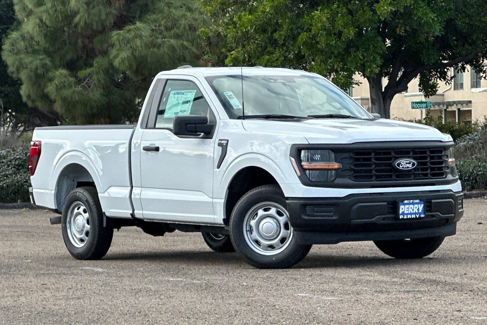 2026 Ford F-150 XL's photo