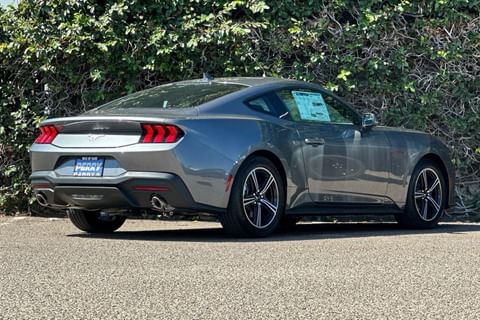 2025 Ford Mustang EcoBoost