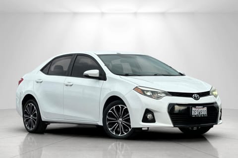 1 image of 2014 Toyota Corolla S