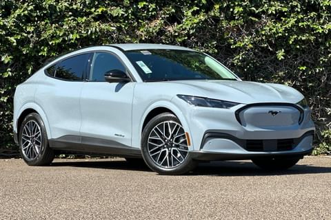 1 imagen de 2025 Ford Mustang Mach-E Premium