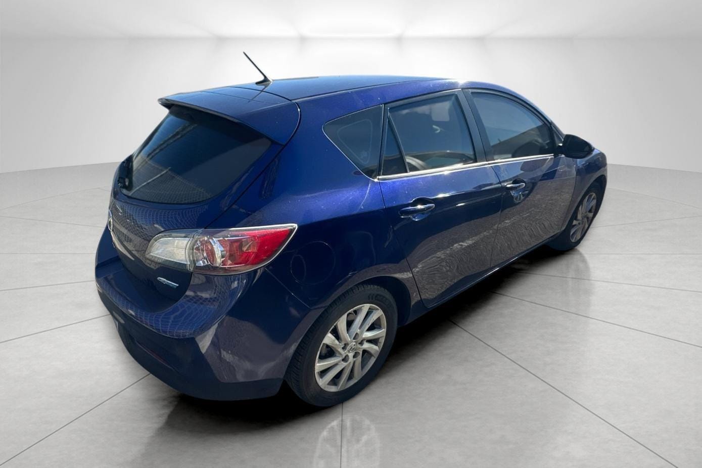 Used 2012 Mazda MAZDA3 i Touring with VIN JM1BL1L84C1570122 for sale in National City, CA