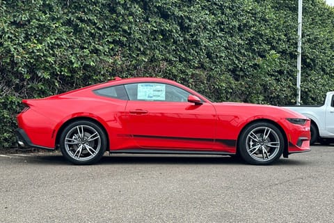 2025 Ford Mustang EcoBoost