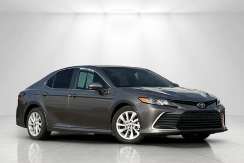 1 image of 2022 Toyota Camry LE