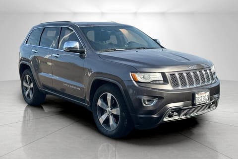 1 image of 2015 Jeep Grand Cherokee Overland