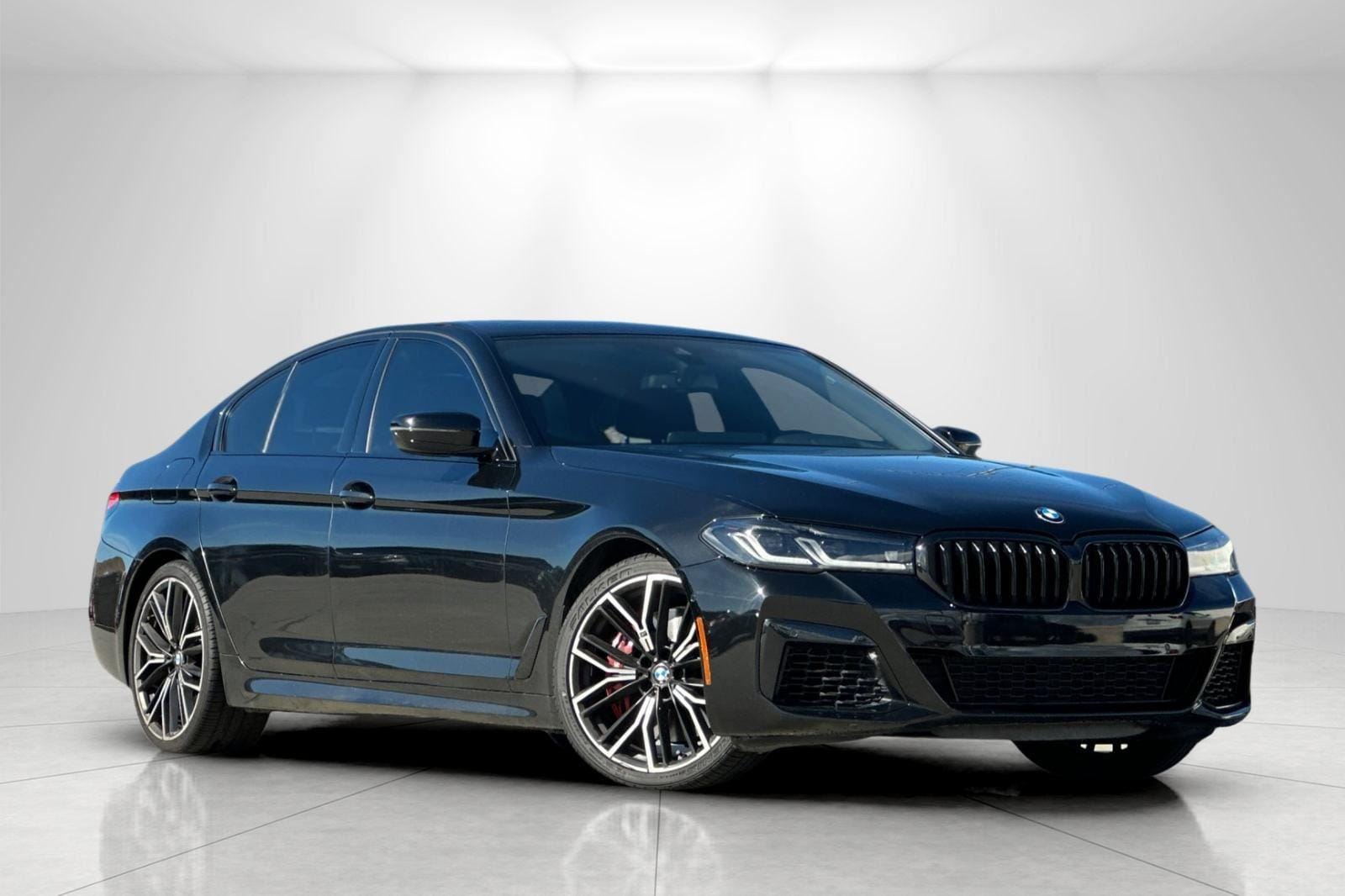 2023 BMW 5 Series 540's photo