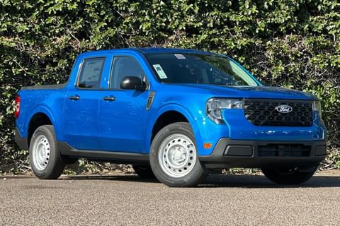 1 imagen de 2025 Ford Maverick XL