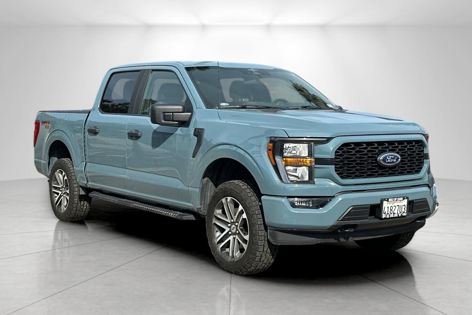 2023 Ford F-150 XL's photo