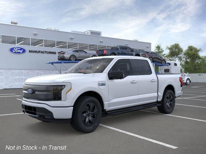 2025 Ford F-150 Lightning Flash's photo
