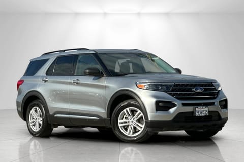 1 image of 2023 Ford Explorer XLT