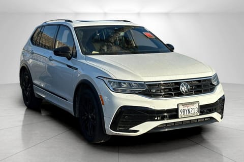 1 image of 2022 Volkswagen Tiguan SE R-Line Black