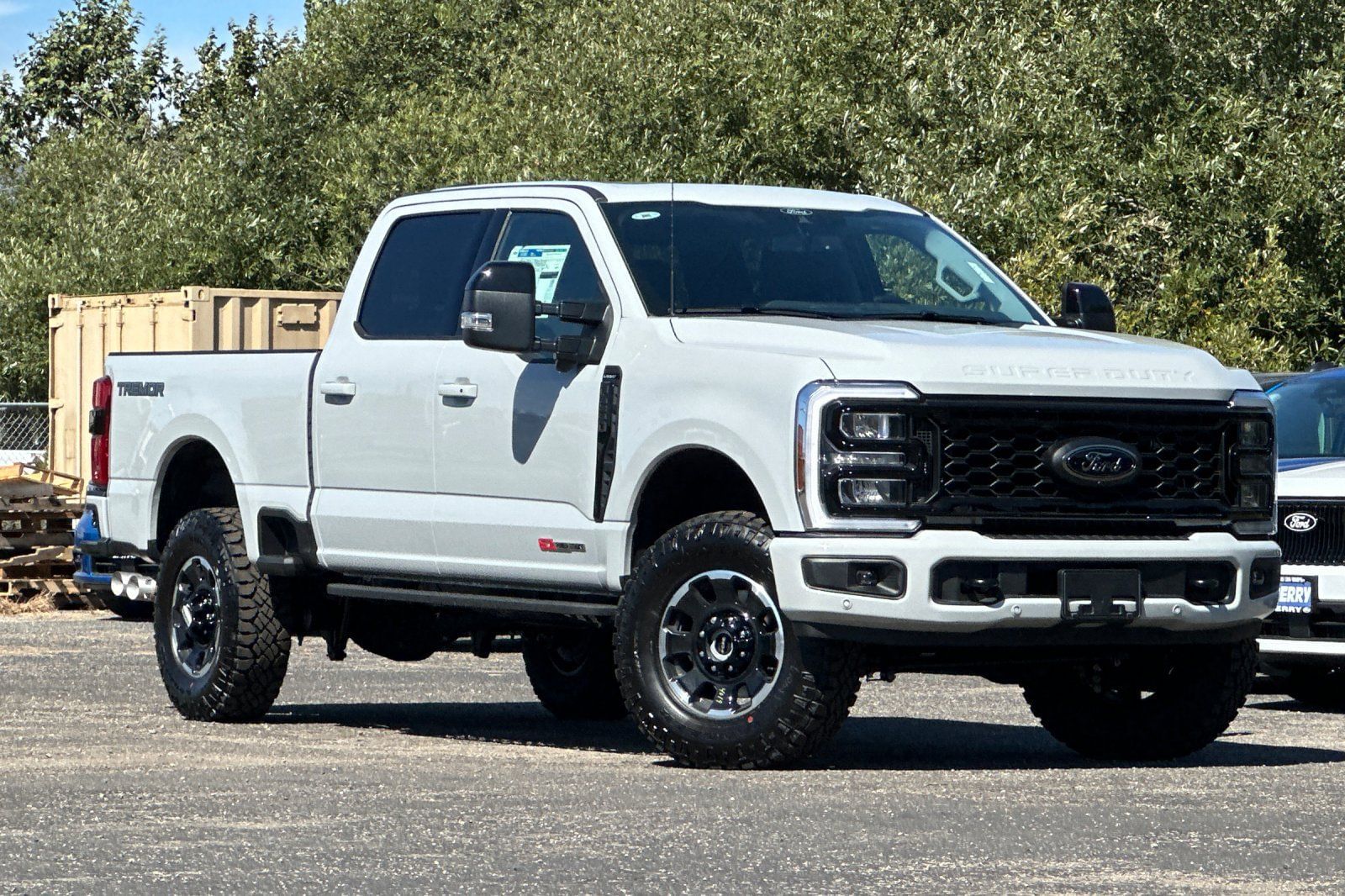 2025 Ford F-250 Super Duty Lariat's photo