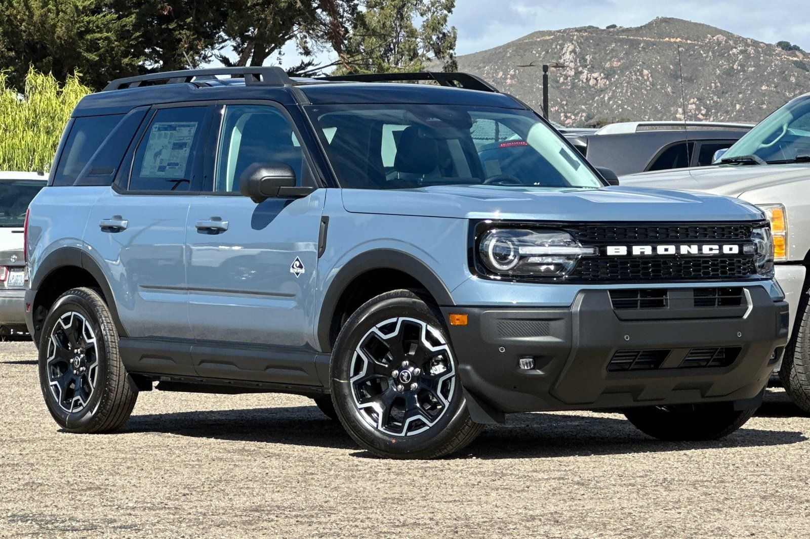 2025 Ford Bronco Sport Outer Banks's photo