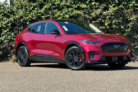 1 imagen de 2025 Ford Mustang Mach-E Premium