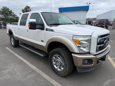 1 imagen de 2012 Ford F-250SD King Ranch