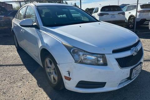 1 image of 2014 Chevrolet Cruze 1LT