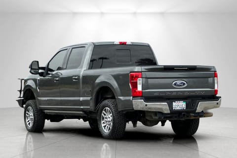 2017 Ford F-250SD Lariat